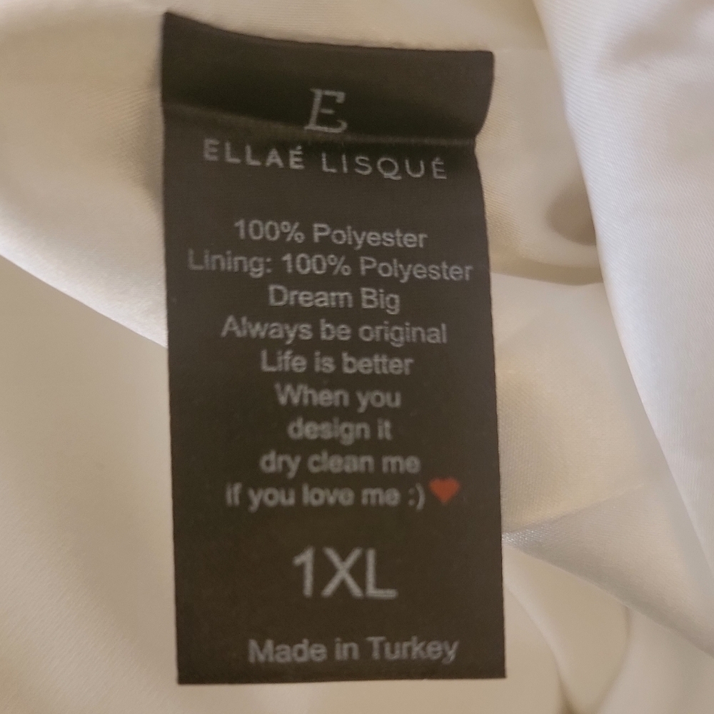 ☆☆Influencer Fave~Ellae' Lisque', "She Has Arrived White Feather Suit, Sz 1X - Picture 9 of 10